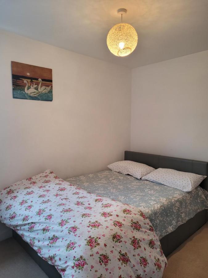 Room Near Heathrow Airport Hillingdon Ngoại thất bức ảnh